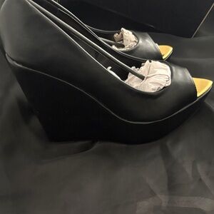 Black and Gold Wedge Peep-Toe Shoes